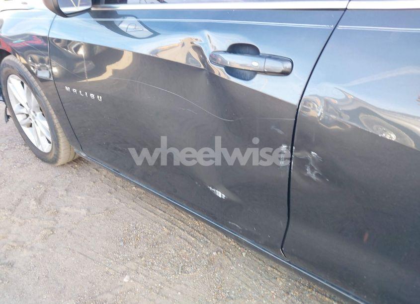 Photo 17 of 2017 Chevrolet Malibu 1LT (VIN 1G1ZE5ST9HF183199)