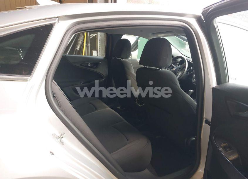 Photo 8 of 2017 Chevrolet Malibu 1LT (VIN 1G1ZE5ST9HF187284)