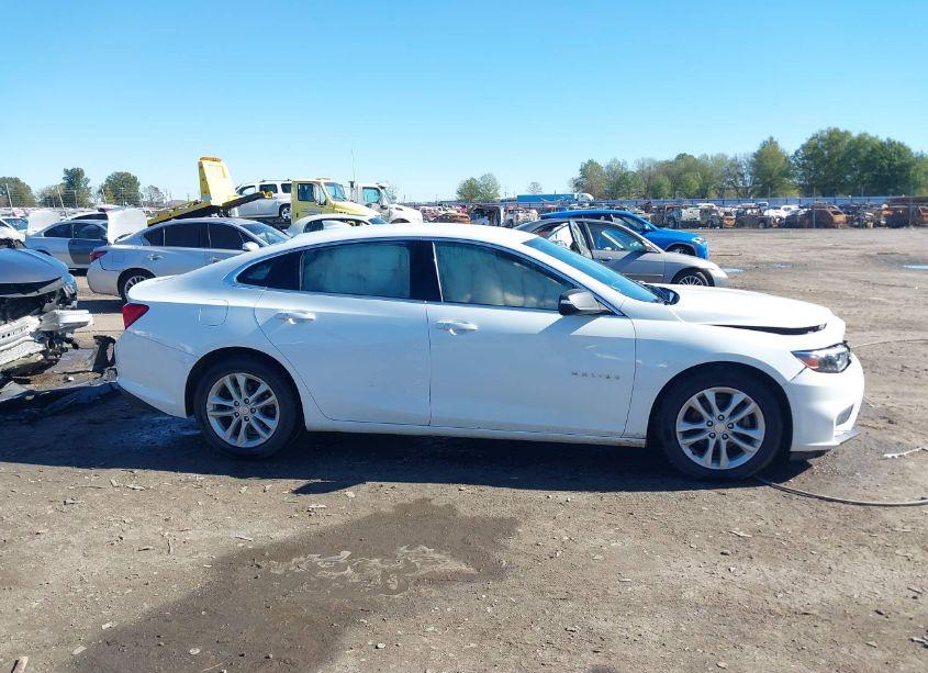 Photo 13 of 2017 Chevrolet Malibu 1LT (VIN 1G1ZE5ST9HF201104)