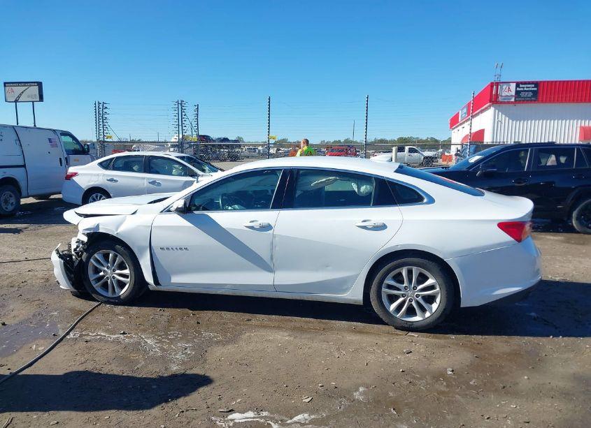 Photo 14 of 2017 Chevrolet Malibu 1LT (VIN 1G1ZE5ST9HF201104)