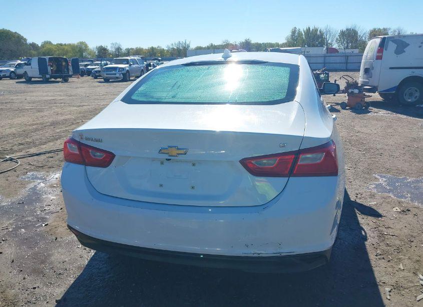 Photo 16 of 2017 Chevrolet Malibu 1LT (VIN 1G1ZE5ST9HF201104)