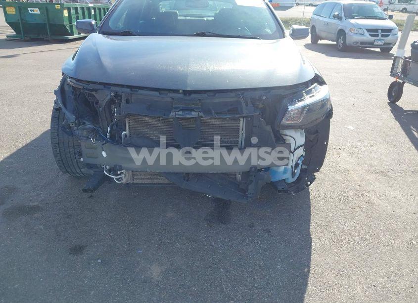 Photo 6 of 2017 Chevrolet Malibu 1LT (VIN 1G1ZE5ST9HF206089)