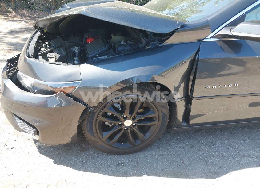 Photo 17 of 2017 Chevrolet Malibu 1LT (VIN 1G1ZE5ST9HF206660)