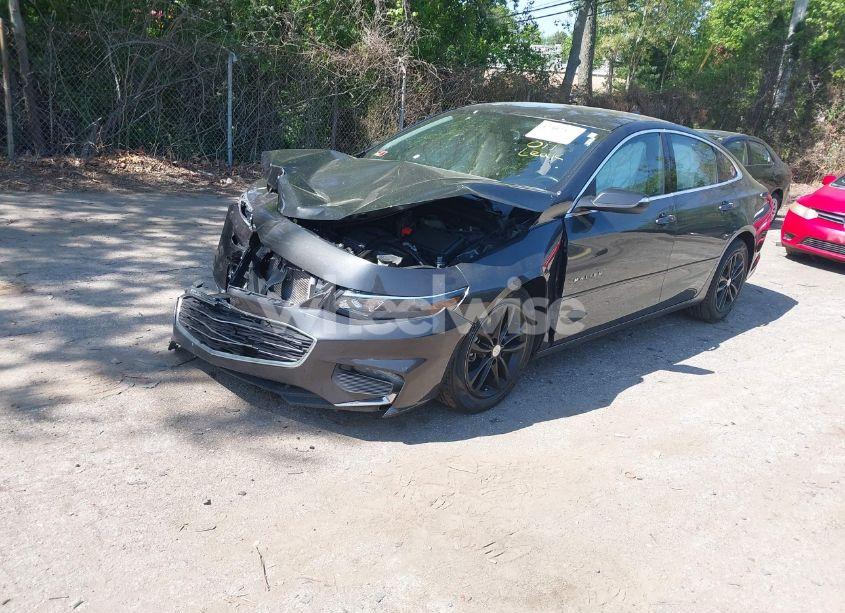 Photo 2 of 2017 Chevrolet Malibu 1LT (VIN 1G1ZE5ST9HF206660)