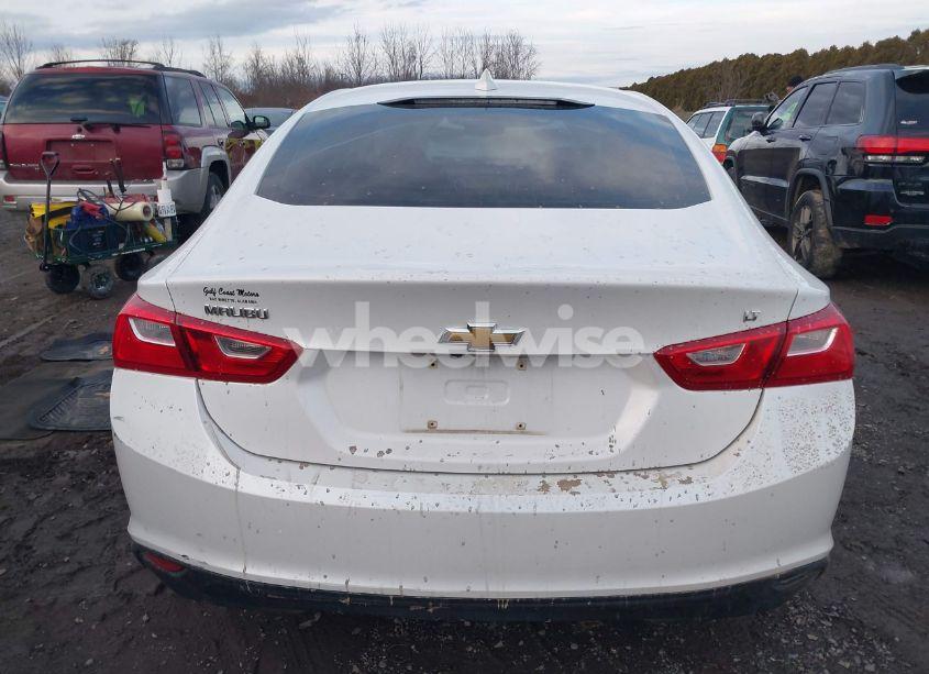 Photo 16 of 2017 Chevrolet Malibu 1LT (VIN 1G1ZE5ST9HF209784)