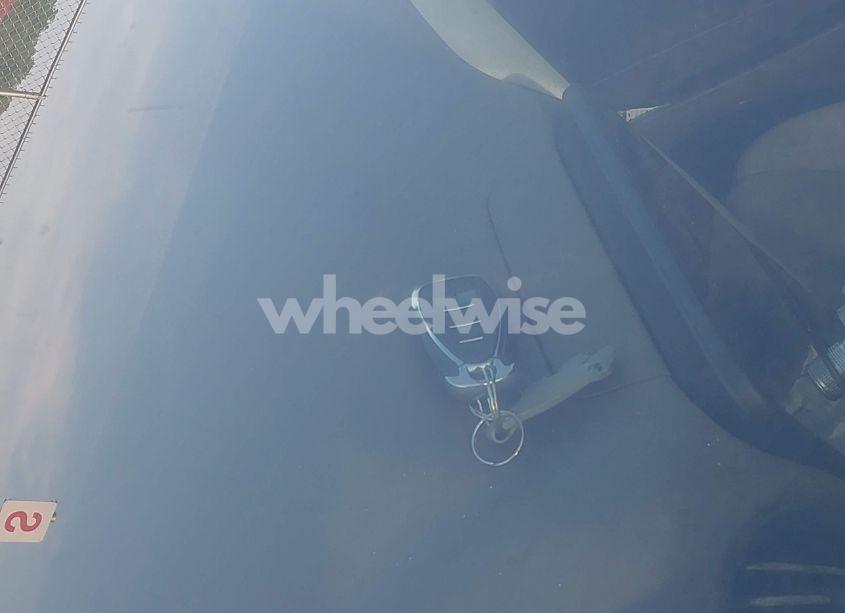 Photo 11 of 2017 Chevrolet Malibu 1LT (VIN 1G1ZE5ST9HF251162)