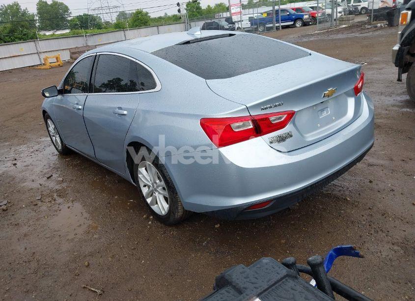 Photo 3 of 2017 Chevrolet Malibu 1LT (VIN 1G1ZE5ST9HF252022)
