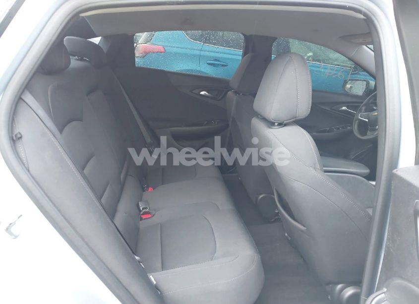 Photo 8 of 2017 Chevrolet Malibu 1LT (VIN 1G1ZE5ST9HF252022)