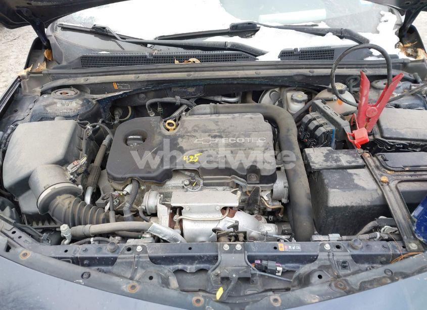 Photo 10 of 2017 Chevrolet Malibu 1LT (VIN 1G1ZE5ST9HF261481)