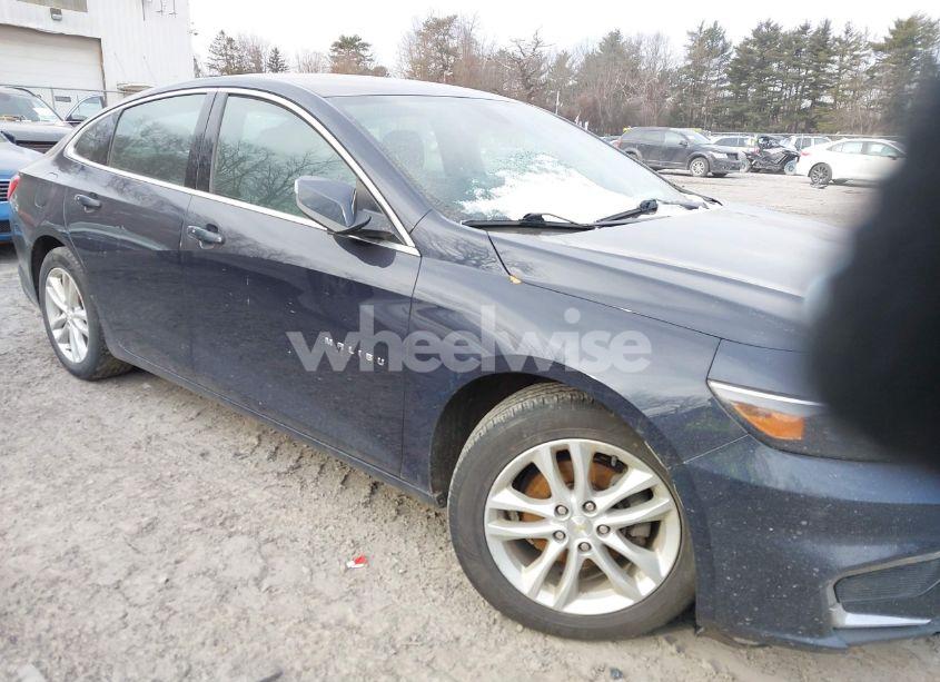 Photo 6 of 2017 Chevrolet Malibu 1LT (VIN 1G1ZE5ST9HF261481)