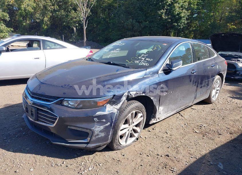 Photo 2 of 2016 Chevrolet Malibu 1LT (VIN 1G1ZE5STXGF170248)
