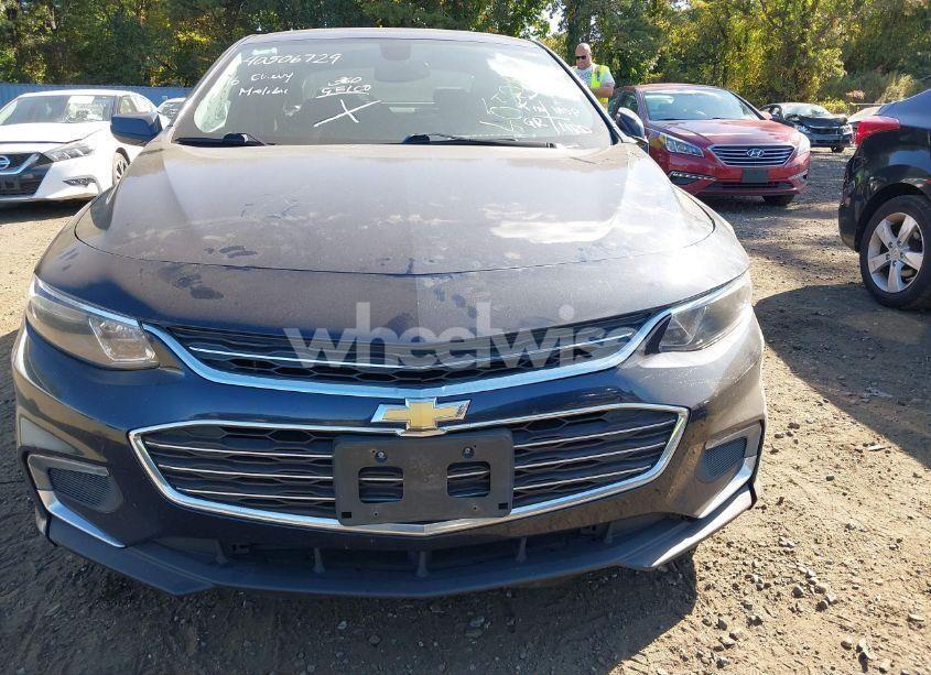 Photo 6 of 2016 Chevrolet Malibu 1LT (VIN 1G1ZE5STXGF170248)