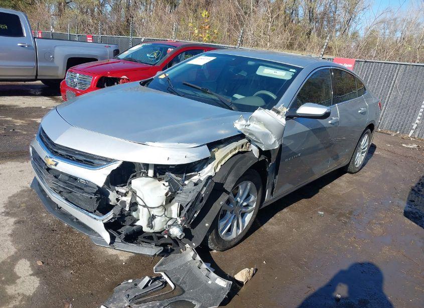 Photo 2 of 2016 Chevrolet Malibu 1LT (VIN 1G1ZE5STXGF173408)