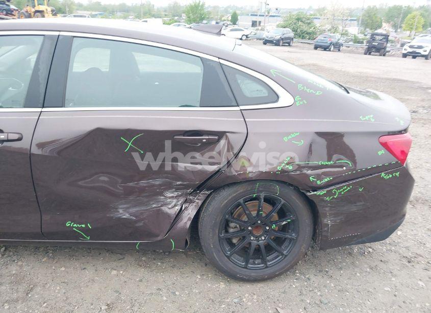 Photo 6 of 2016 Chevrolet Malibu 1LT (VIN 1G1ZE5STXGF180486)