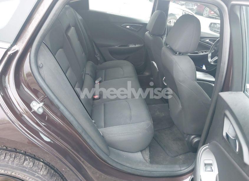 Photo 8 of 2016 Chevrolet Malibu 1LT (VIN 1G1ZE5STXGF180486)