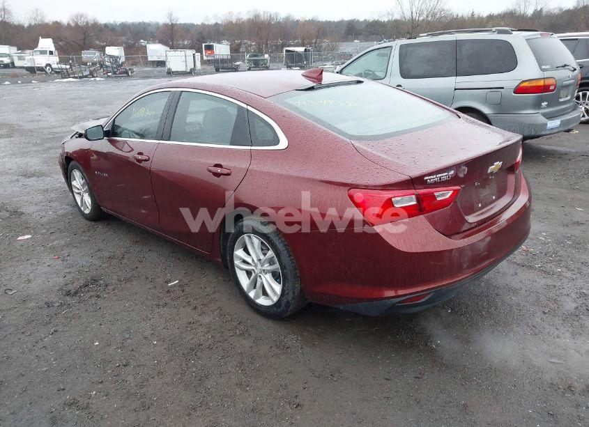 Photo 3 of 2016 Chevrolet Malibu 1LT (VIN 1G1ZE5STXGF181136)
