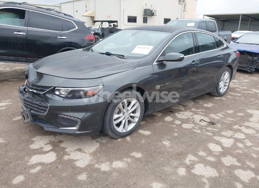 Photo 2 of 2016 Chevrolet Malibu 1LT (VIN 1G1ZE5STXGF223272)