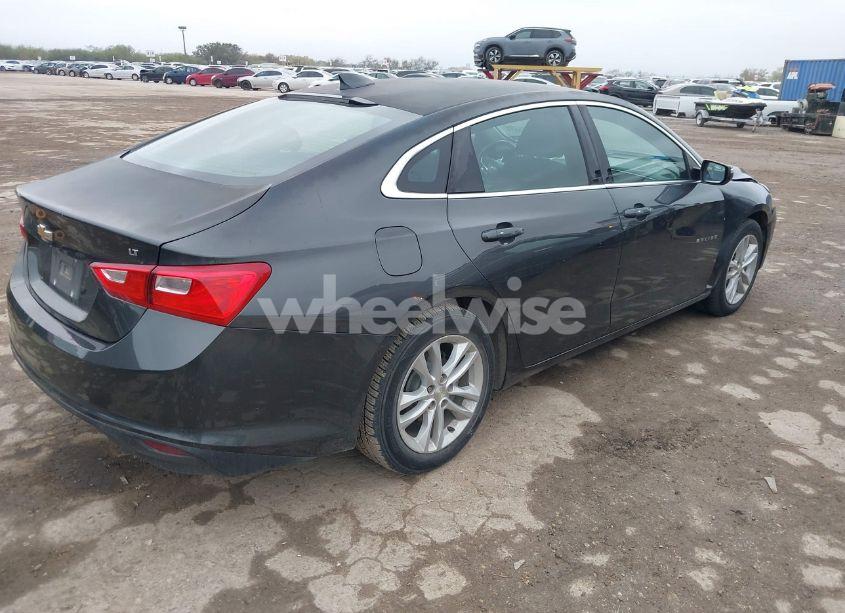 Photo 4 of 2016 Chevrolet Malibu 1LT (VIN 1G1ZE5STXGF223272)