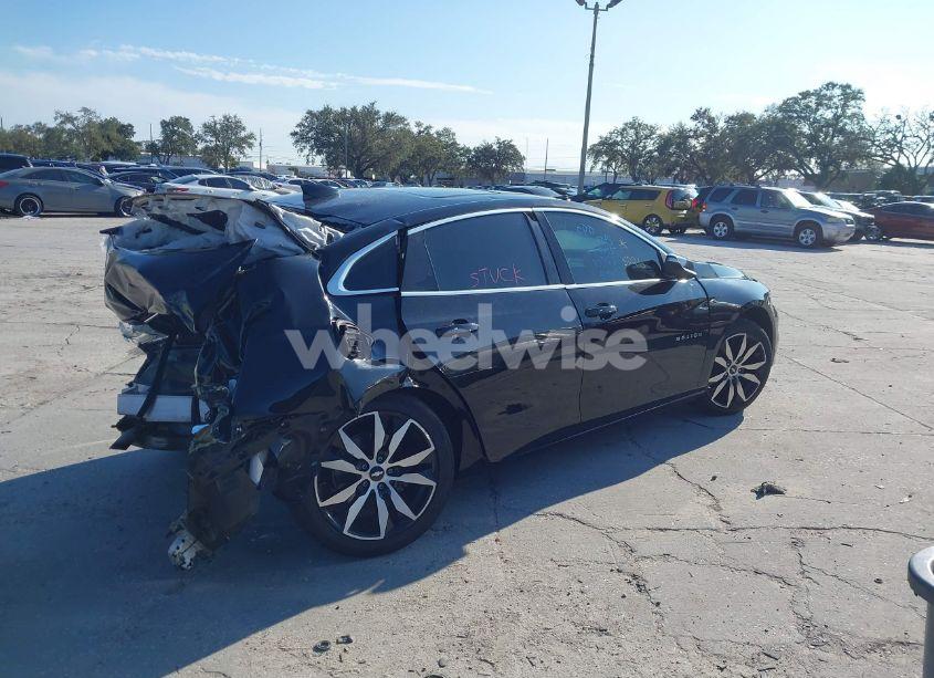 Photo 4 of 2016 Chevrolet Malibu 1LT (VIN 1G1ZE5STXGF248365)