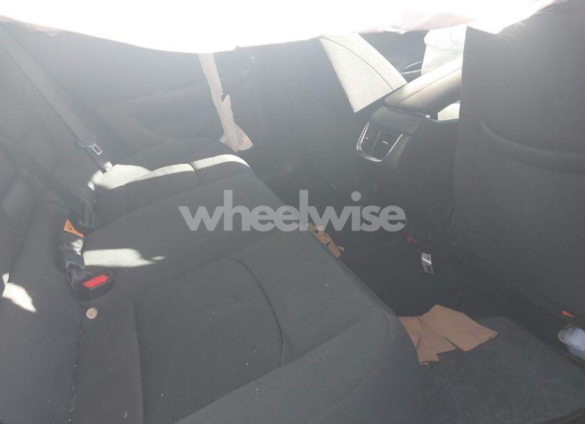 Photo 8 of 2016 Chevrolet Malibu 1LT (VIN 1G1ZE5STXGF249130)