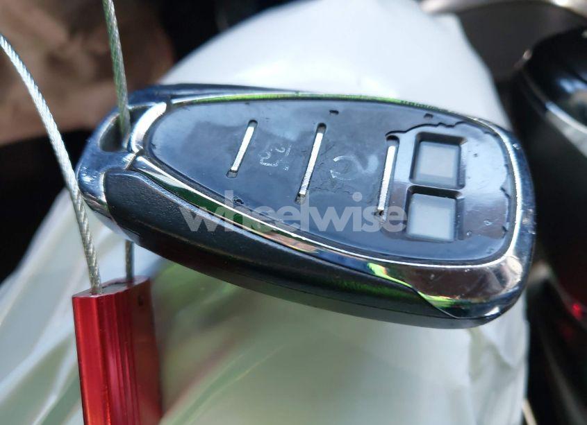 Photo 11 of 2016 Chevrolet Malibu 1LT (VIN 1G1ZE5STXGF249208)