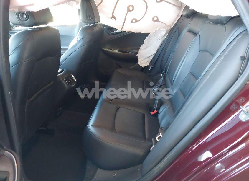 Photo 8 of 2016 Chevrolet Malibu 1LT (VIN 1G1ZE5STXGF249208)