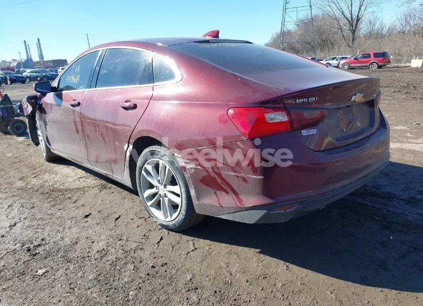 Photo 3 of 2016 Chevrolet Malibu 1LT (VIN 1G1ZE5STXGF271175)