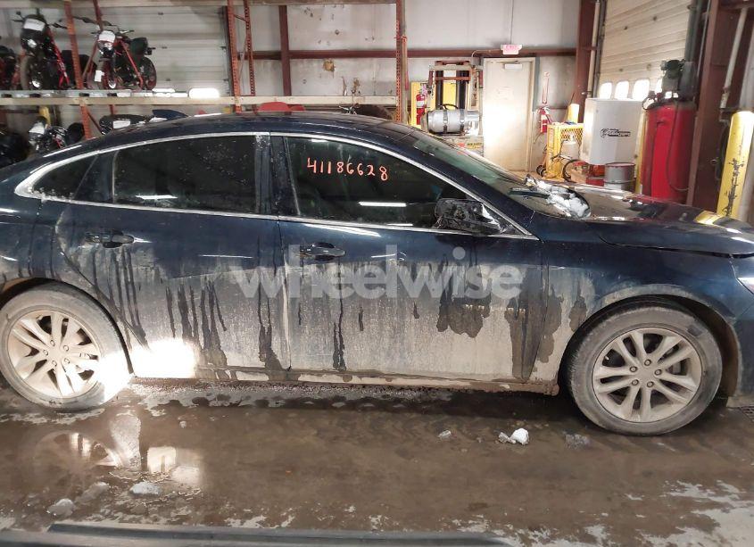 Photo 13 of 2016 Chevrolet Malibu 1LT (VIN 1G1ZE5STXGF278465)