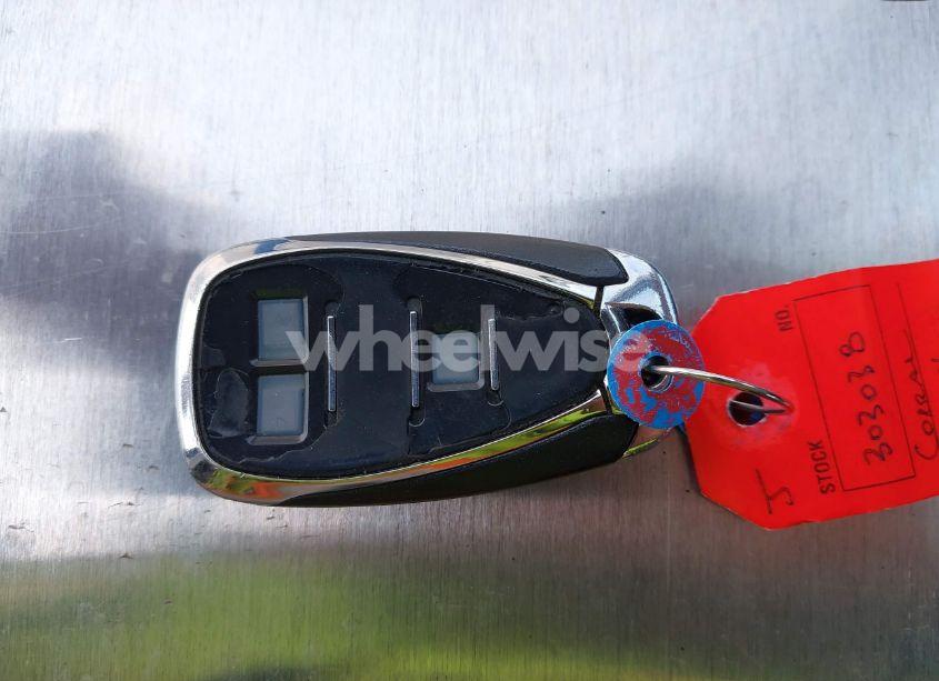 Photo 11 of 2016 Chevrolet Malibu 1LT (VIN 1G1ZE5STXGF289577)