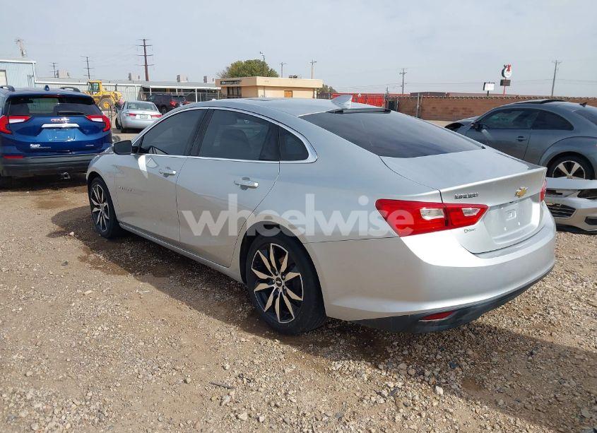 Photo 3 of 2016 Chevrolet Malibu 1LT (VIN 1G1ZE5STXGF289577)