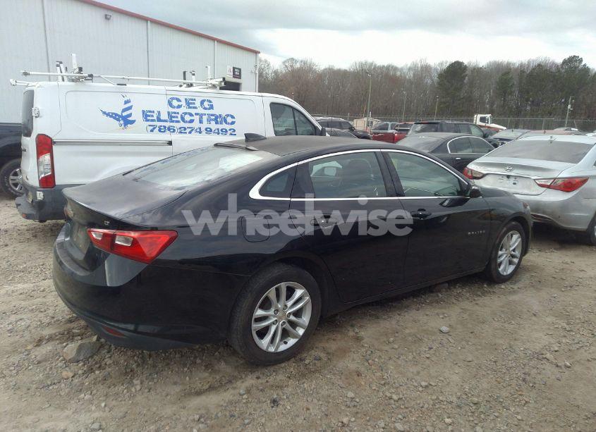 Photo 13 of 2016 Chevrolet Malibu 1LT (VIN 1G1ZE5STXGF291457)