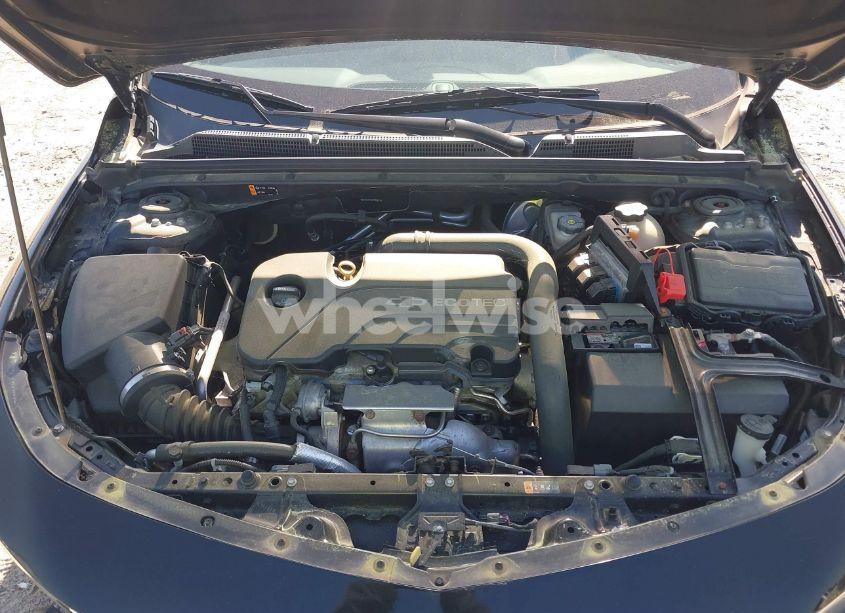 Photo 10 of 2016 Chevrolet Malibu 1LT (VIN 1G1ZE5STXGF293371)