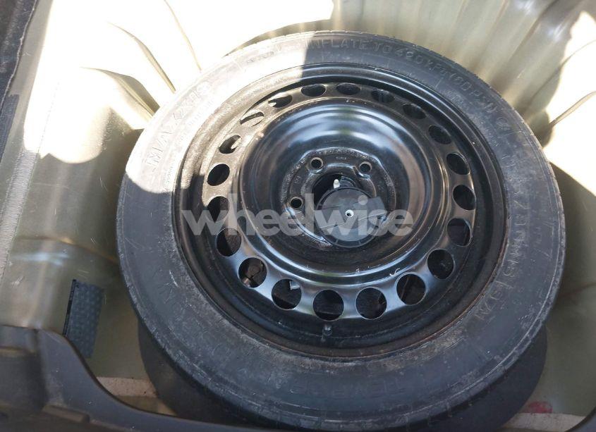 Photo 12 of 2016 Chevrolet Malibu 1LT (VIN 1G1ZE5STXGF293371)