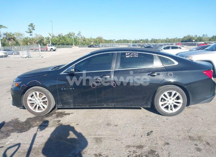 Photo 14 of 2016 Chevrolet Malibu 1LT (VIN 1G1ZE5STXGF295492)