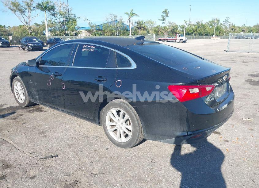 Photo 3 of 2016 Chevrolet Malibu 1LT (VIN 1G1ZE5STXGF295492)