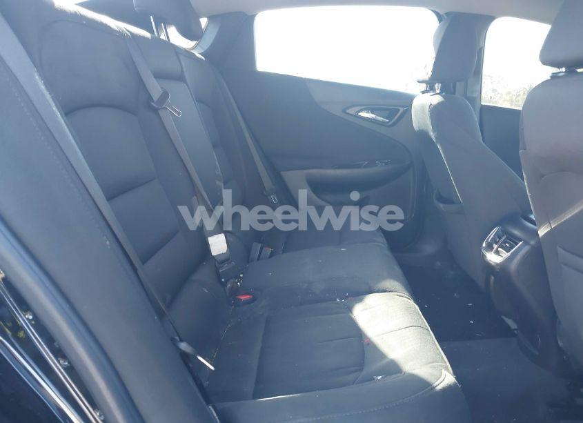 Photo 8 of 2016 Chevrolet Malibu 1LT (VIN 1G1ZE5STXGF295492)