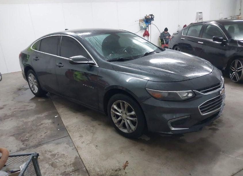 2016 Chevrolet Malibu 1LT (VIN 1G1ZE5STXGF308421) main photo