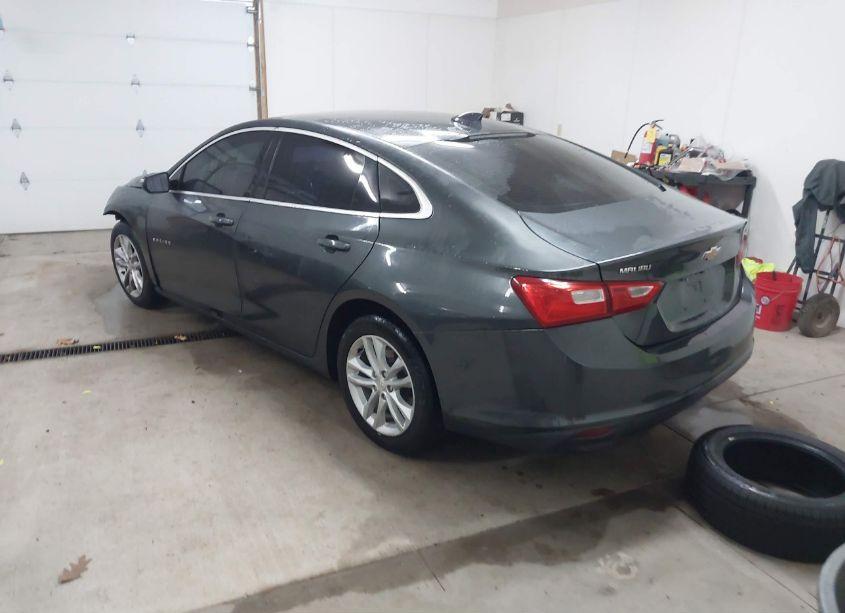 Photo 3 of 2016 Chevrolet Malibu 1LT (VIN 1G1ZE5STXGF308421)