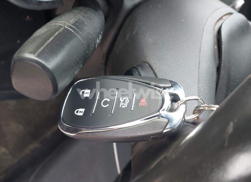 Photo 11 of 2016 Chevrolet Malibu LT (VIN 1G1ZE5STXGF311805)