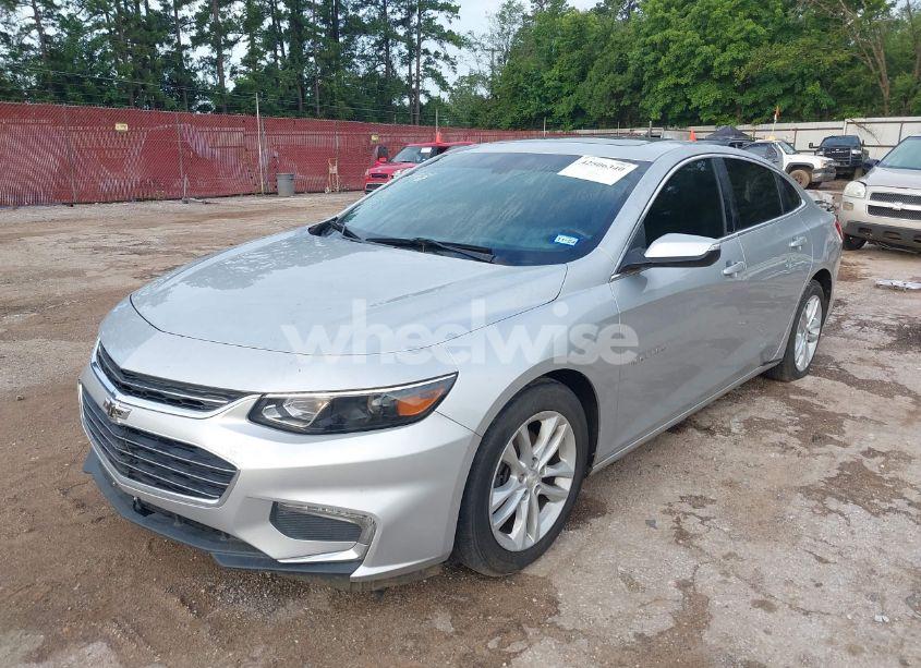 Photo 2 of 2016 Chevrolet Malibu LT (VIN 1G1ZE5STXGF311805)