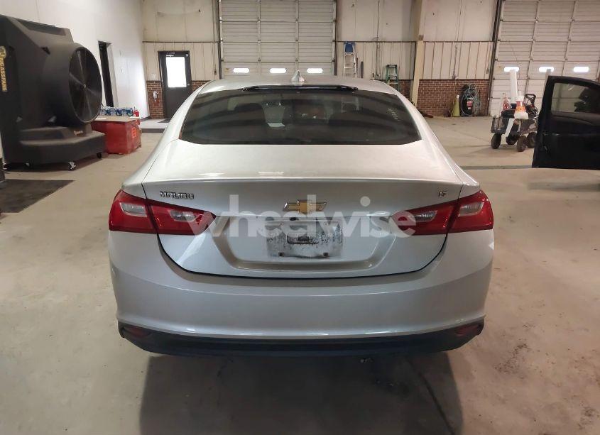 Photo 16 of 2016 Chevrolet Malibu 1LT (VIN 1G1ZE5STXGF320519)