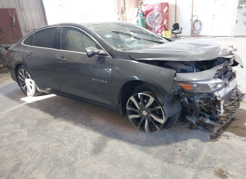 2016 Chevrolet Malibu 1LT (VIN 1G1ZE5STXGF329379) main photo
