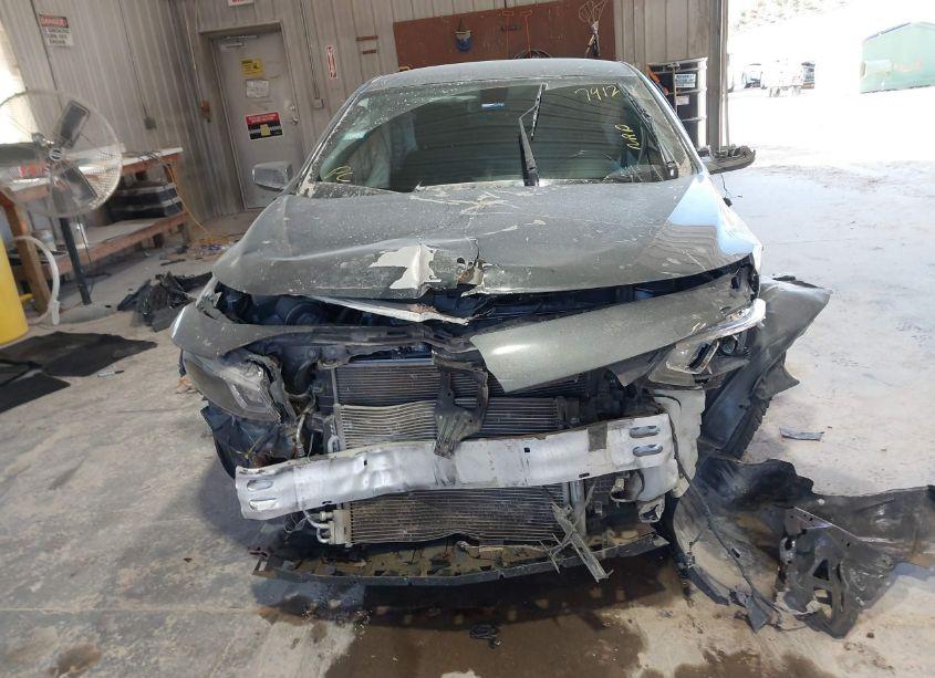 Photo 12 of 2016 Chevrolet Malibu 1LT (VIN 1G1ZE5STXGF329379)