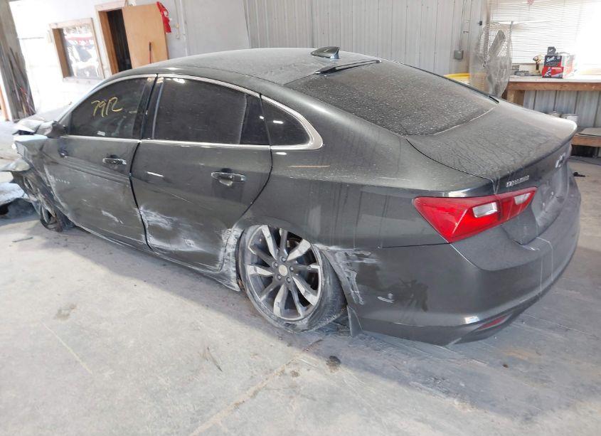 Photo 3 of 2016 Chevrolet Malibu 1LT (VIN 1G1ZE5STXGF329379)