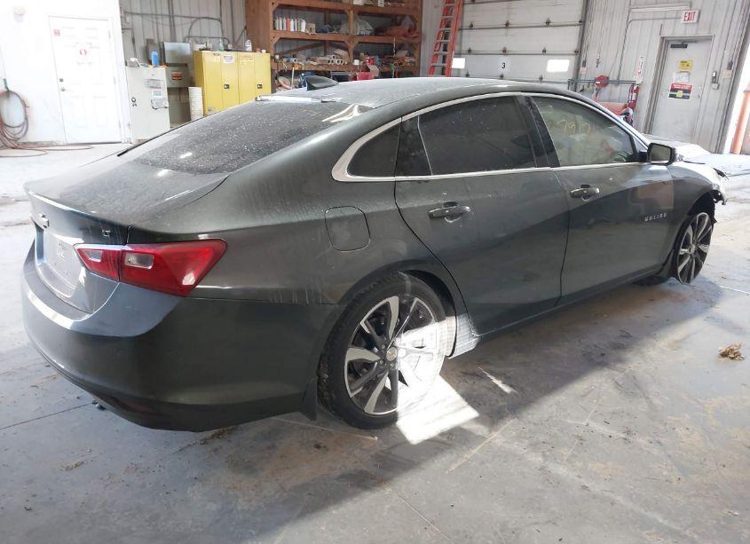 Photo 4 of 2016 Chevrolet Malibu 1LT (VIN 1G1ZE5STXGF329379)