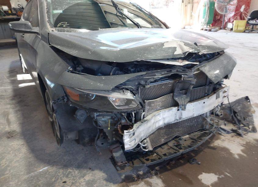 Photo 6 of 2016 Chevrolet Malibu 1LT (VIN 1G1ZE5STXGF329379)