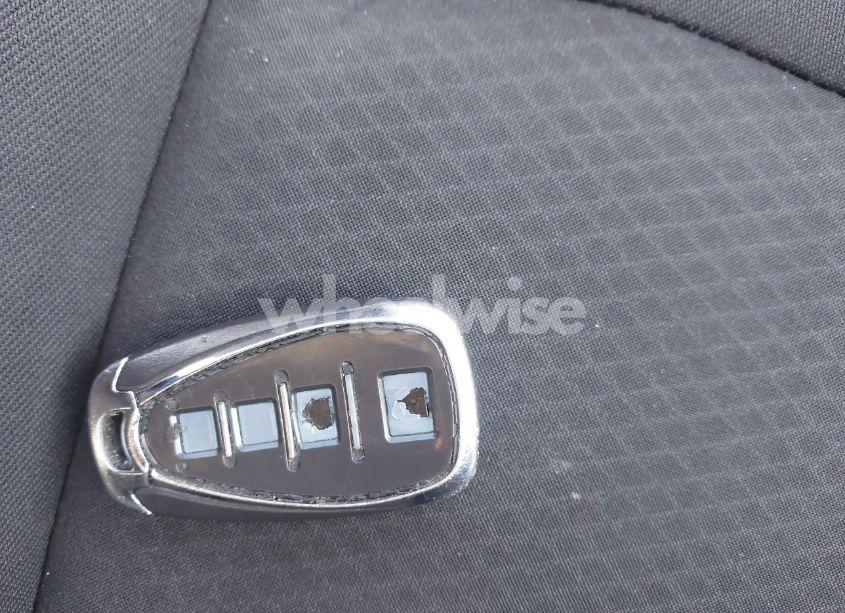 Photo 11 of 2016 Chevrolet Malibu 1LT (VIN 1G1ZE5STXGF339622)