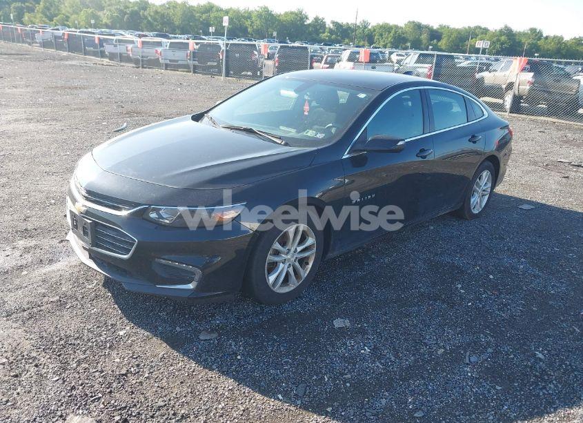 Photo 2 of 2016 Chevrolet Malibu 1LT (VIN 1G1ZE5STXGF339622)