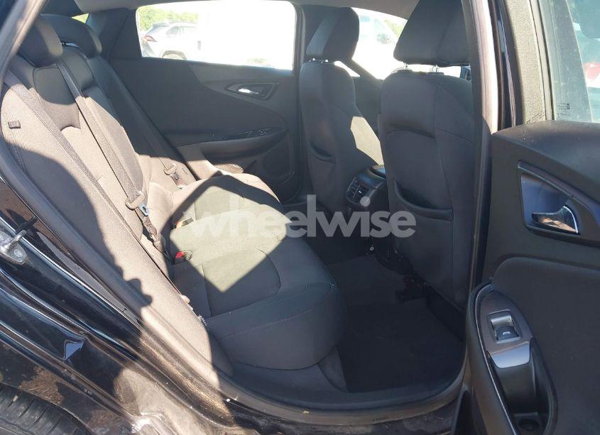 Photo 8 of 2016 Chevrolet Malibu 1LT (VIN 1G1ZE5STXGF339622)