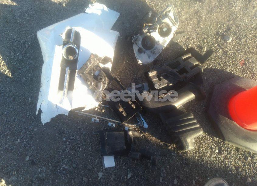 Photo 12 of 2016 Chevrolet Malibu 1LT (VIN 1G1ZE5STXGF350443)